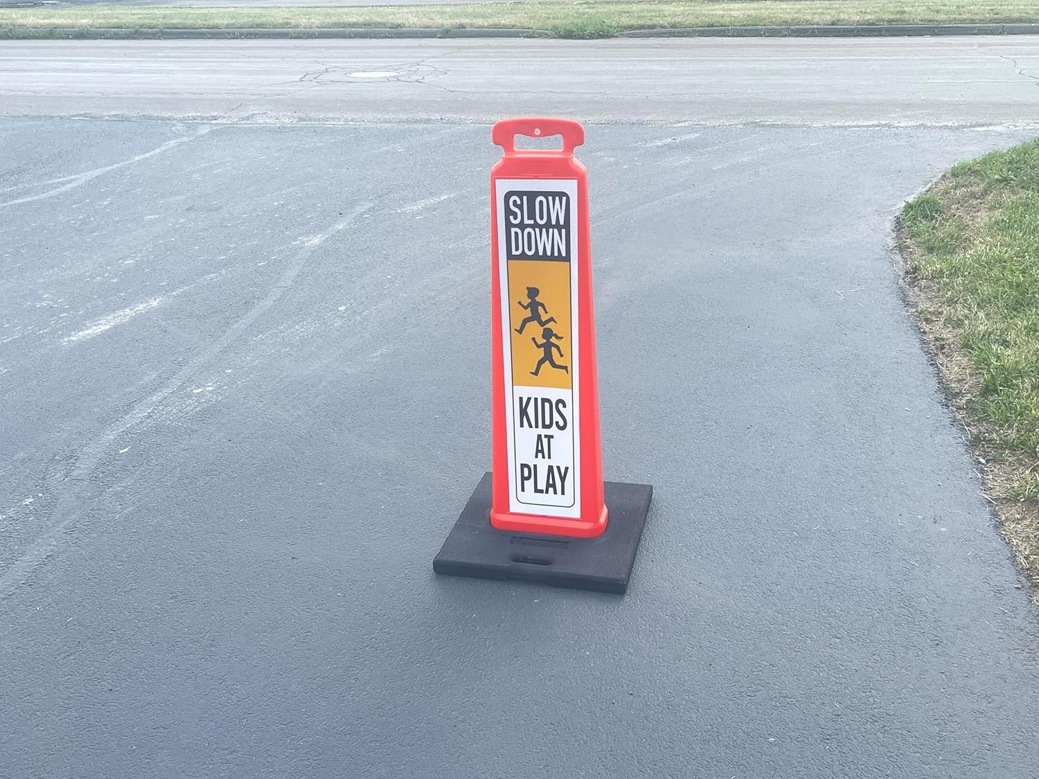 Fluorescent yellow reflective traffic sign detail